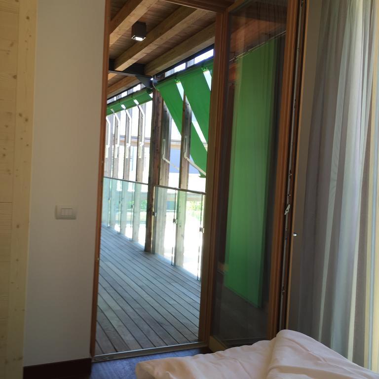 Komodo Short Stay Apartments 特伦托 外观 照片